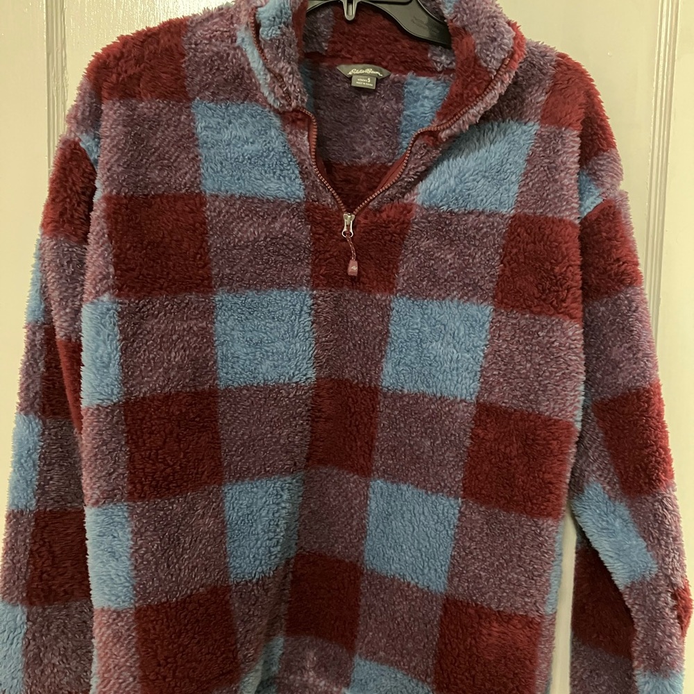 Women’s Eddie Bauer Burgundy and Blue Buffalo Plaid Fleece Pullover Small
